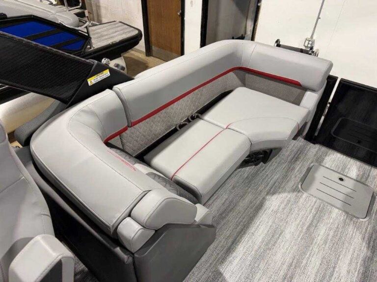 2026 Bennington 24MFB - ESP - ARCH - BLACKOUT US-ETWS9309J526 [photo 21]